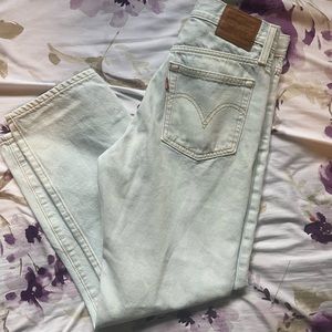 Levi’s wedgie straight jean